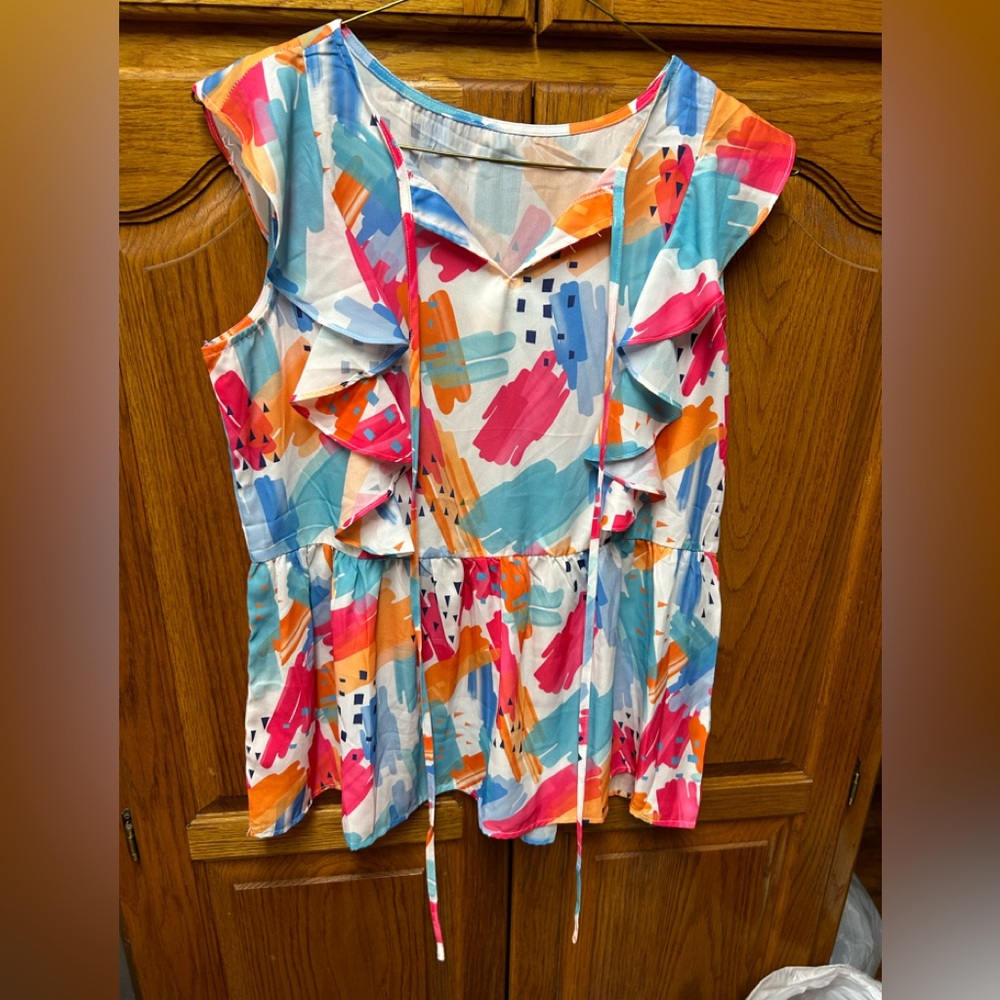 Colorful top